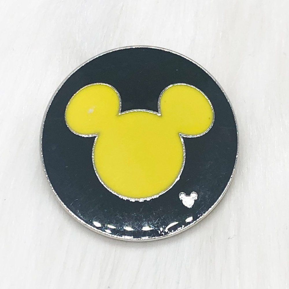 🔮 5/$25 Disney Yellow Mickey‎ Mouse Icon Pin